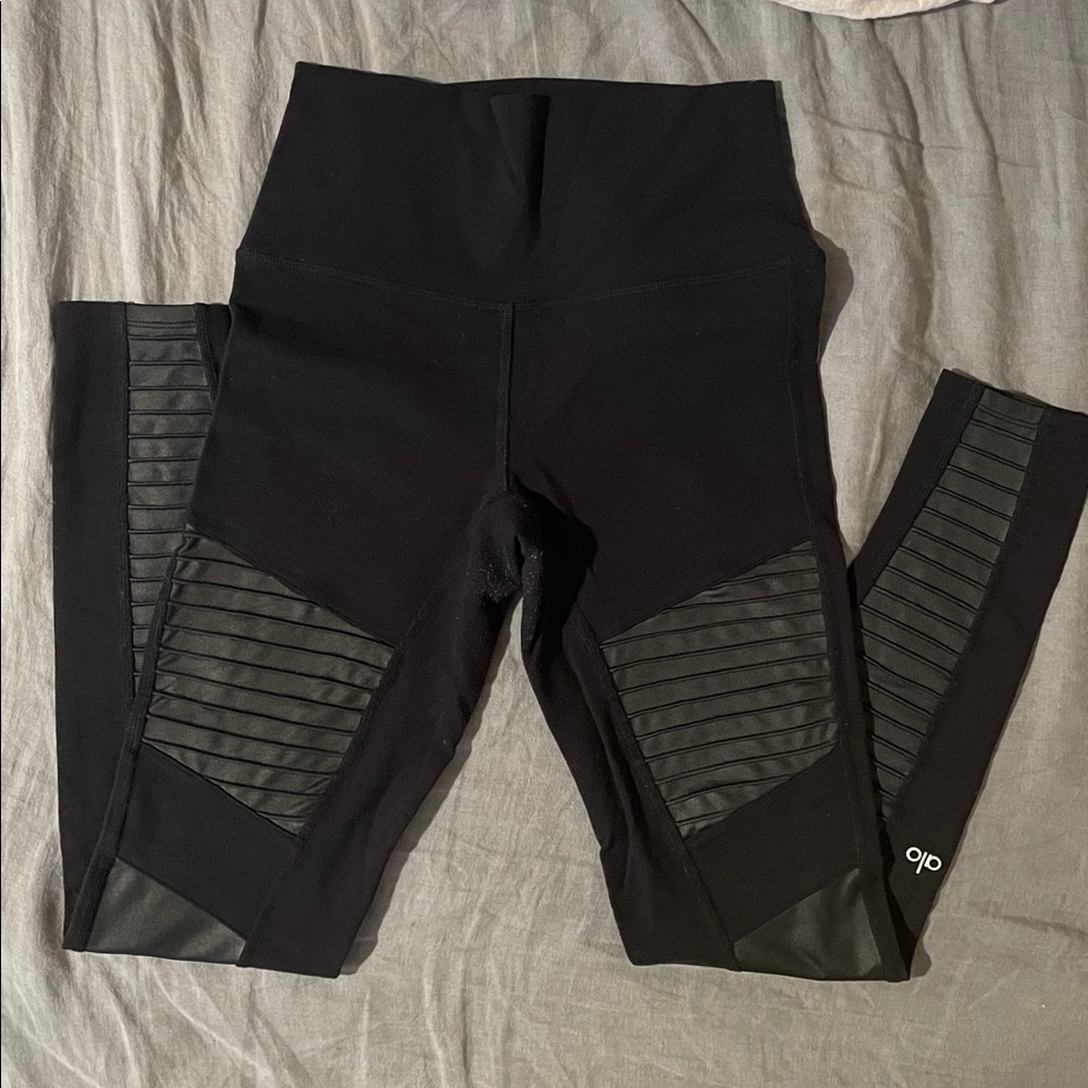 Alo Yoga High-Waist Moto Legging